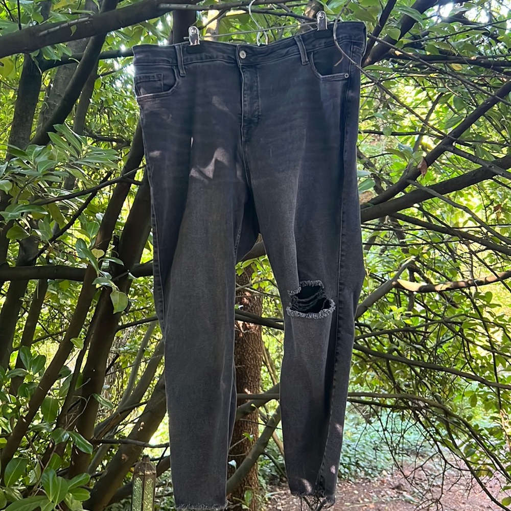 Plus-size distressed gray high-waisted skinny jeans